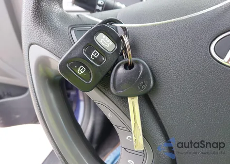 2013 Hyundai Sonata Gls z USA, uszkodzony, nr VIN 5NPEB4ACXDH779870